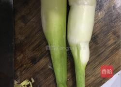 清炒茭白的做法图解1