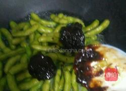 黄豆酱烧鲜毛豆的做法图解5