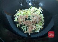 西芹木耳白玉菇的做法图解7