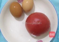 懒人西红柿鸡蛋拌面的做法图解1