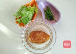 葱油鸡丝拌面的做法图解2