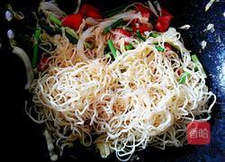 素菜炒面的做法图解4