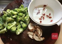 上汤西兰花的做法图解5