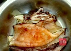 干煸鱿鱼丝的做法图解1