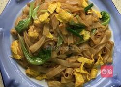 鸡蛋炒河粉的做法图解3