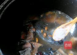 榴莲壳乌鸡汤的做法图解7