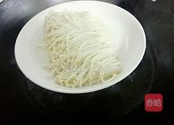 剁椒蒸金针菇的做法图解5