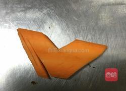胡萝卜蝴蝶的做法图解5