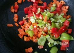 田园菠萝炒饭的做法图解4