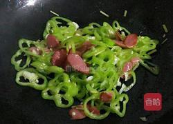 青椒炒鸡蛋火腿片的做法图解5