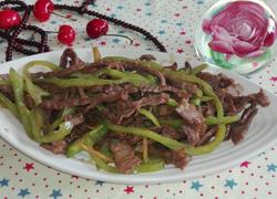 青椒炒牛肉丝
