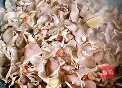 双椒炒鸡胗的做法图解6