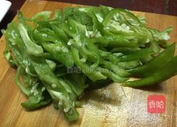 肉丝炒毛豆的做法图解5