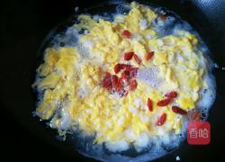 枸杞酒酿蛋的做法图解6