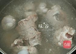 霸王花煲猪骨的做法图解1