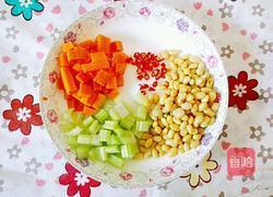 凉拌酸辣黄豆的做法图解2