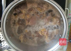 土豆西红柿炖牛腩的做法图解3