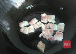 蒜苗炒肉的做法图解2