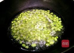 毛豆炒鸡蛋的做法图解4