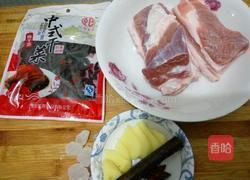 茶香梅菜扣肉的做法图解1