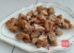 红烧肥肠的做法图解1