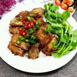 黑胡椒干煎带鱼的做法[图]