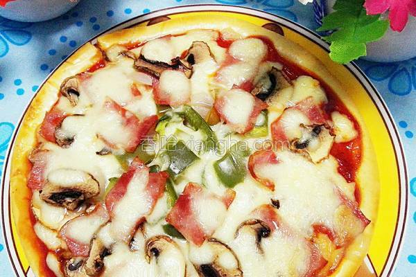 培根烤蘑菇披萨