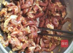 五香炸酥肉的做法图解6