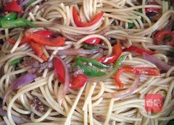 家常黑胡椒牛柳意大利面的做法图解10