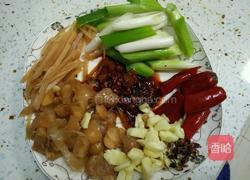 芹菜炒鸡杂的做法图解2