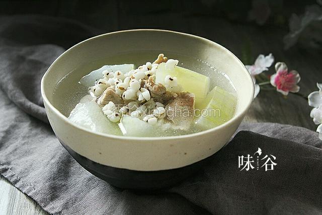 关火调入食盐即可。