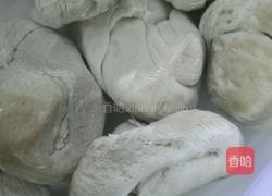 手撕面筋爆炒青椒的做法图解1