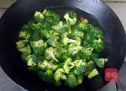 清炒西兰花的做法图解4