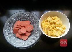 香肠炒鸡蛋的做法图解3