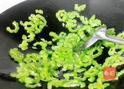 苦瓜鸡蛋的做法图解7