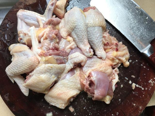 鸡肉切块 