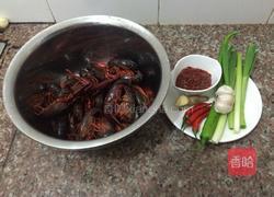 川味小龙虾的做法图解1