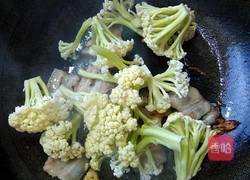 有机花菜炒肉的做法图解6