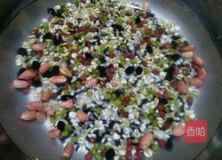 红枣花生八宝粥的做法图解3