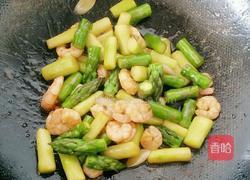 虾仁芦笋的做法图解5
