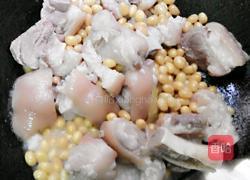 酱焖猪蹄的做法图解6