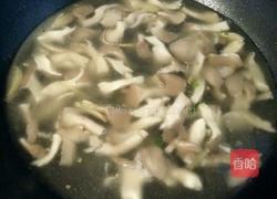 平菇肉片汤的做法图解8
