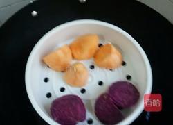 甜酒彩色小汤圆的做法图解2