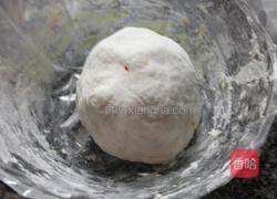 鸡蛋韭菜盒子的做法图解2