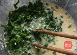 韭菜虾皮鸡蛋饼的做法图解3