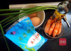 虾蒸鸡蛋羹的做法图解1