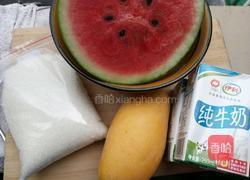 香蕉牛奶冻的做法图解1