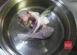 西红柿豆腐煎煮鱼的做法图解2