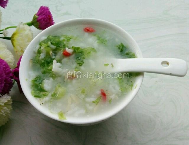 上面洒点枸杞，小朋友说换个花好看，