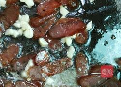 荷兰豆炒腊肠的做法图解6